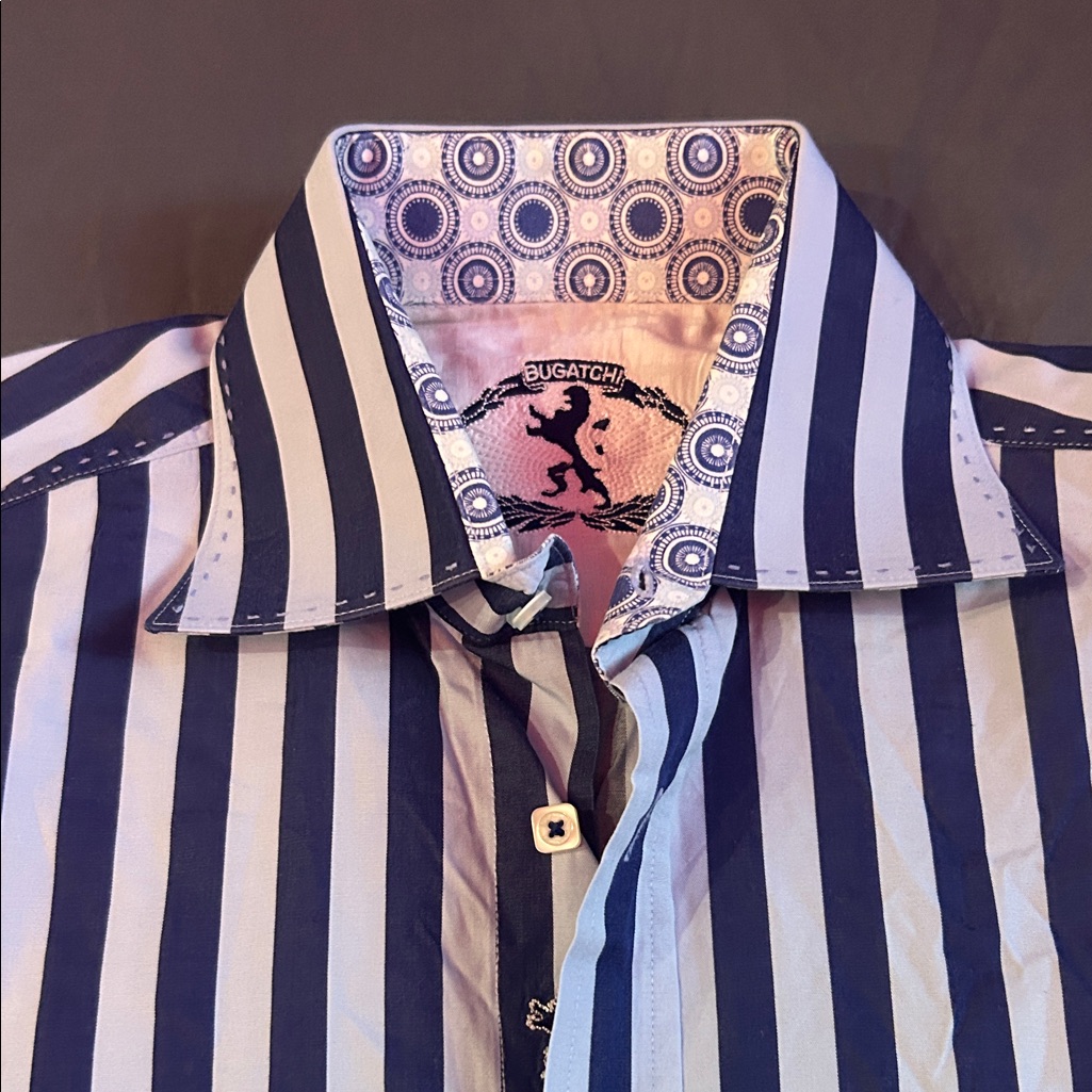 Bugatchi Men's Navy And White Striped Shirt